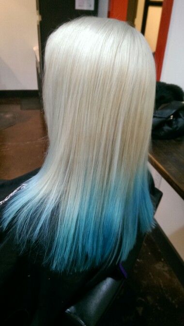 Blue Ombre Blonde Hair, Blue Ends Hair Blonde, Blue Hair Ombre Blonde, Blonde Hair Blue Tips, Blonde Hair With Blue Tips, Starflesh Core, Dark Blue To Light Blue Hair Ombre, Blonde And Blue Hair, Core Clothes