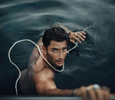 Character Inspiration|World's Top Models - Toni Mahfud - Wattpad Handsome Italian Men, Toni Mahfud, Character Inspiration Male, Man Photography, Good Poses, Male Poses, Photography Poses For Men, Book Boyfriends, Poses For Men