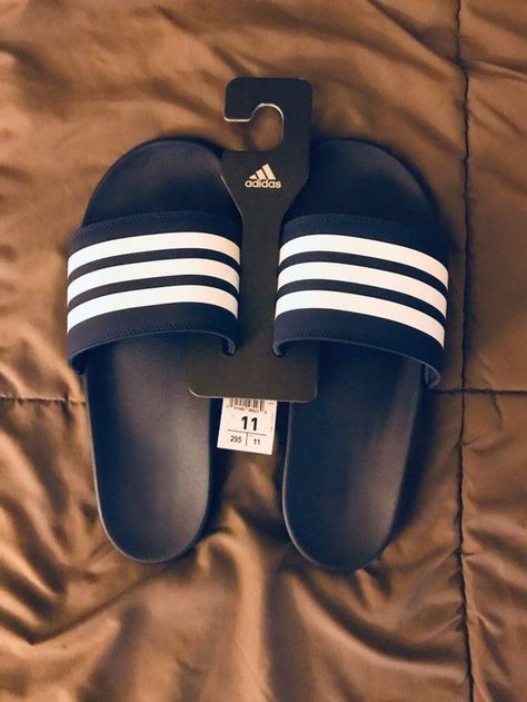 Nike Flip Flops, Adidas Slides, Adidas Climacool, Girls Fashion Clothes, Pool Slides, New Color, Versace, Slides, Flip Flops