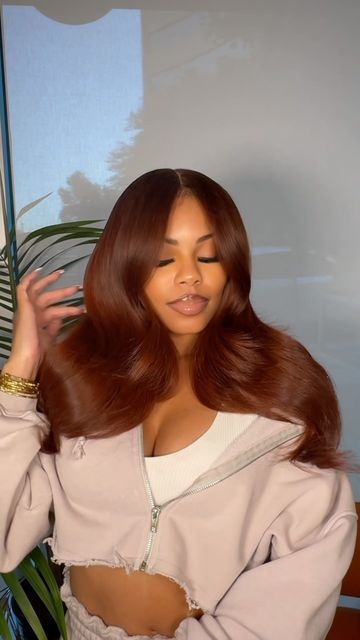 Sincerely Sky on Instagram: "This is your sign to try a new color this fall season🍂  Drop a 🤎 for Hair Deets✨ Hair provided x @enticingextensions_  Colored/Styled x @shaquille_enticingbeauty   #fallcolors #fallhair #fallhaircolors #hairinspo #enticingbeautystudio #kansascityhairstylist" Fall Hair Colors Dark Skin, Fall Hair Dark Skin, Autumn Hair Color For Black Women, Fall Hair Dark, Fall Color Wigs Dark Skin, Burgundy Hair On Dark Skin, Autumn Color Hair Black Women, Sincerely Sky, Hair Dark