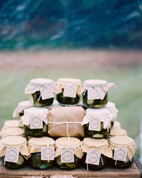 Locally Sourced Goods Rustic Bridal Shower Ideas, Glass Jar Ideas, Wedding Dusty Rose, Backdrop Event, Tuscan Inspired Wedding, Summer Wedding Favors, Outdoor Brunch, Gift Box Cakes, Summer Wedding Reception