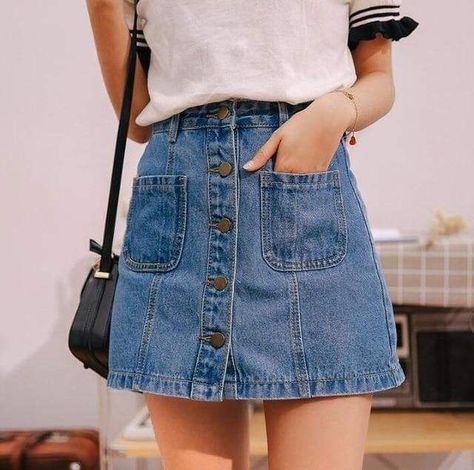 9aa42b31882ec039965f3c4923ce901bdesc34658146ri Jean Skirt Fashion, Outfits Skirts, Look 80s, Blue Jean Skirt, Denim Skirt Outfits, Rock Outfit, Skirt High Waist, Skirts Women, A Line Mini Skirt