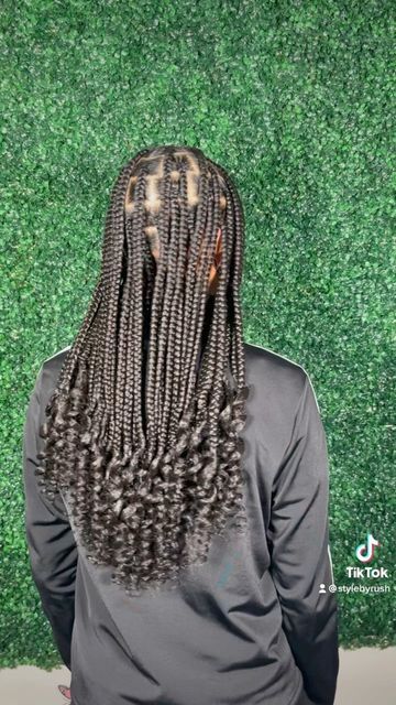 Medium Coi Leray Braids, Could Leray Braids, Medium Cornrows, Leray Braids, Passion Braids, Trending Braids, Medium Braids, Coi Leray Braids, Black Hairstyle