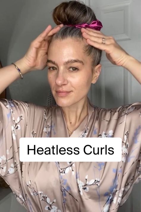 Scrunchie Hair Curls, Scrunchie Waves Overnight, How To Do Heatless Curls Overnight With Scrunchies, Scrunchie Heatless Curls Overnight, Scrunchy Heatless Curls, Heartless Curls Overnight Scrunchie, Heartless Curls Scrunchie, Heartless Scrunchie Curls, Big Heatless Curls Overnight