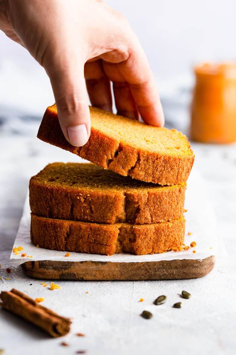 Pumpkin Loaf Cake, Soft Loaf, Muffins Pumpkin, Bread Pumpkin, Pumpkin Jam, Thanksgiving Brunch, Pumpkin Bread Pudding, Pumpkin Loaf, Loaf Cake Recipes