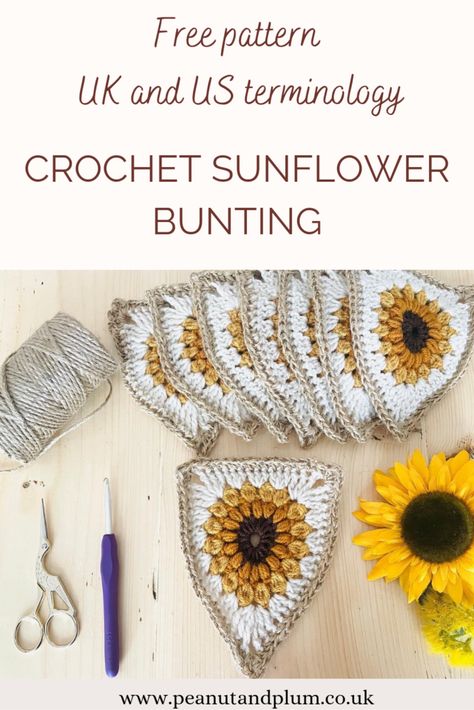 Crochet Bunting Free Pattern, Crochet Bunting Pattern, Summer Crochet Tops, Bunting Pattern, Sunflower Crafts, Crochet Bunting, Crochet Garland, Womens Crochet Patterns, Crochet Triangle