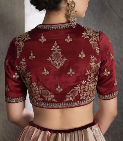 Khat Work Blouse Design, Marodi Work Blouse, Lehengas 2023, Red Blouse Designs, Zardozi Work Blouse, Red Blouse Design, Velvet Blouse Design, Long Blouse Designs, Blouse Designs High Neck