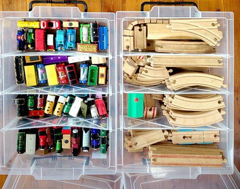 organising-train-tracks Creative Toy Storage, Storage Carts, Toy Trains Storage, Toy Storage Ideas, Toy Clutter, Organised Housewife, Diy Toy Storage, House Remodeling, Toy Trains