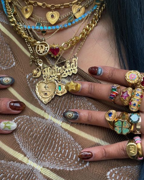 it’s a maximalist girl summer Maximalist Minimalist, Dope Jewelry Accessories, Earthy Jewelry, Gold Girl, Dope Jewelry, Chunky Jewelry, Stylish Bracelet, Jewelry Fashion Trends, Funky Jewelry