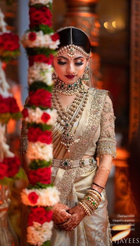 [AffiliateLink] 63 Engagement Dress For Bride Indian Saree South Indian Traditional Guides You'll Be Impressed By This Winter #engagementdressforbrideindiansareesouthindiantraditional Engagement Sarees South Indian, Engagement Dress For Bride Indian Saree, Saree For Reception Brides, Engagement Saree Look, Engagement Dress For Bride Indian, South Indian Engagement, Shaadi Photography, Reception Saree For Bride, Saree South Indian