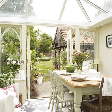 White Conservatory Conservatory Flooring, Country Cottage Homes, English Cottage Decor, English Country Cottage, English Country Decor, Cottage Interior, Style Cottage, Cottage Interiors, Modern Country