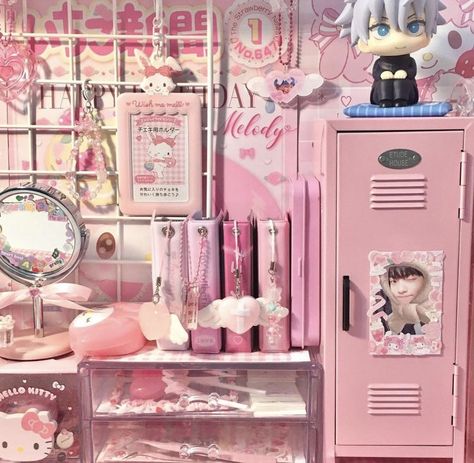 Kawaii Pink Room, Kpop Table, Pink Anime Icon, Kpop Desk, Study Desk Decor, Pink Anime, Otaku Room, Pink Room Decor, Desk Inspo