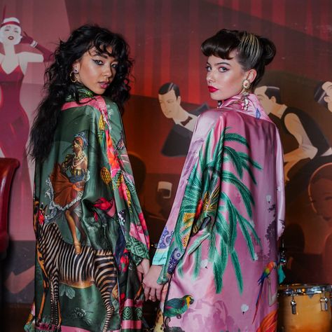 Vintage Kimono Outfit, Kimono Inspired Outfit, Silk Kimono Outfit, Kimono Runway, Pink Kimono Outfit, Tiger Kimono, Woman Kimono, Designer Kimono, Silk Outfits