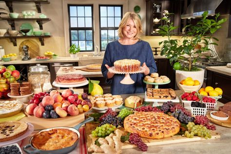 Our 11th season of “Martha Bakes” was taped in one of our kitchen sets at our historic Starrett Lehigh headquarters. Here I am with a sampling of all the scrumptious baked dishes we make during the season - there's something delicious for everyone. Martha Stewart Thanksgiving, Martha Stewart Cooking School, Pbs Food, Martha Stewart Recipes, Tv Chefs, Thanksgiving Cooking, Martha Stewart Living, Cookery Books, Thanksgiving Feast