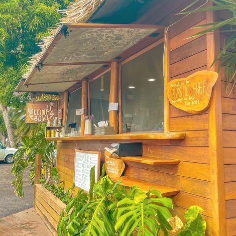 Açaí shack in Haleiwa Oahu Hawaii. Haleiwa Bowls, Aloha Vibes, Acai Bowls, Surf Shop, Yoga Studio, Acai Bowl, Hawaii, Surfing, Yoga