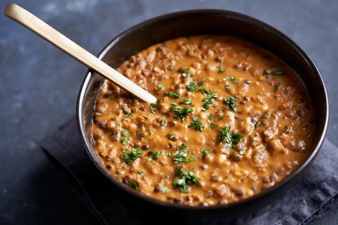 Dishoom's House Black Daal recipe | Hot Cooking food blog Black Daal Recipe, Sweet Potato Soup Crockpot, Sweet Potato Soups, Recipes Lentils, Potato Soup Recipes, Dahl Recipe, Dhal Recipe, Sweet Potato Soup Recipes, Potato Soup Easy