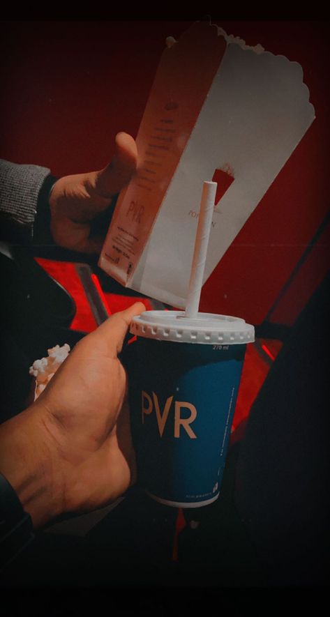 Cinema Theatre Snapchat Story, Cinemas Snapchat Story, Pvr Cinemas Snapchat Food, Pvr Cinemas Snapchat Couple, Theatre Snapchat Stories, Cinema Snapchat Story, Pvr Cinemas Snapchat, Movie Date Snap, Movie Snapchat Stories