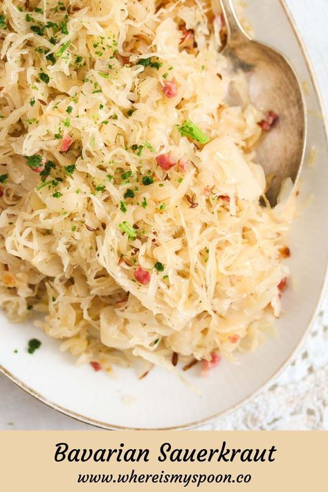 Bavarian sauerkraut – a regional way of cooking the famous German sauerkraut, with apples, bacon, cider, and caraway seeds. This is the perfect side dish for many German meat dishes. #whereismyspoon #bavariansauerkraut #germansauerkraut #sauerkrautrecipe #howtocooksauerkraut #germansidedish #sauerkraut #sauerkrautsidedish Bavarian Sauerkraut Recipe, Brats With Sauerkraut, Sourkrout Recipes, Sauerkraut With Apples, German Sauerkraut Recipe, German Side Dishes, German Sauerkraut, German Meat, German Food Authentic