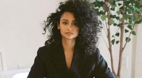 Actress Nazanin Mandi Beauty Confidence Interview | Rose Inc Nazanin Mandi, Beauty Confidence, Rose Inc, Tan Skin Tone, Olive Undertones, Brightening Eye Cream, Olive Skin Tone, Warm Blonde, Thickening Shampoo