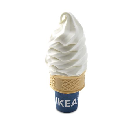 Best Ikea foods: frozen yogurt Ikea Restaurant, Chocolate Caramel Cake, Swedish Food, Fro Yo, Leafy Green Salads, Ikea Food, Traditional Breakfast, Ikea Decor, School Cafeteria