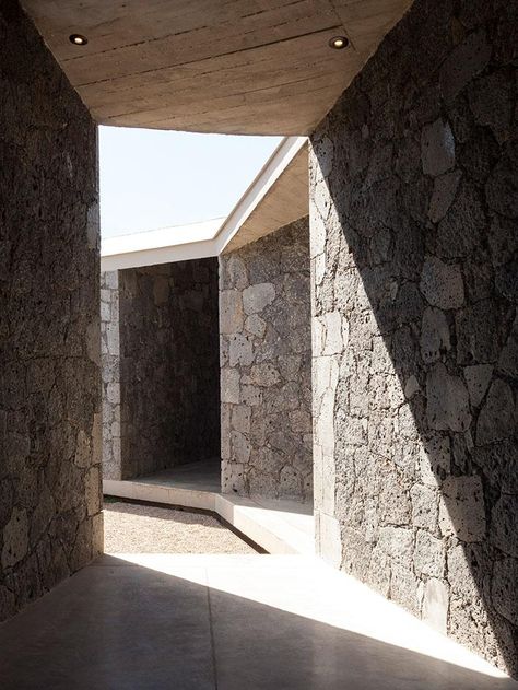 Modern Outdoor Spaces, Concrete Home, Mexican Home, Stone Architecture, Volcanic Stone, Stone Walls, Dark Interiors, Modern Architecture House, Concrete Patio