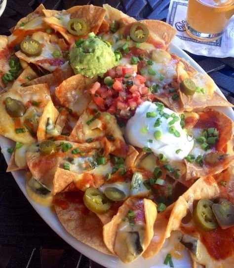 nachos Food Goals, Food Is Fuel, Food Obsession, Bagels, Beautiful Food, Eating Habits, Pretty Food, Hi There, Food Cravings