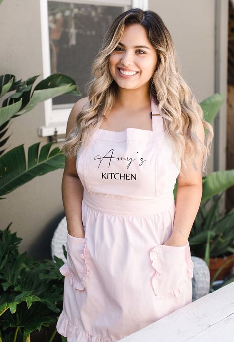 Customised Aprons, Gifts For Housewarming, Monogrammed Apron, Christmas Hostess Gifts, Personalized Apron, Aprons For Women, Apron For Women, Personalized Kitchen, Custom Aprons