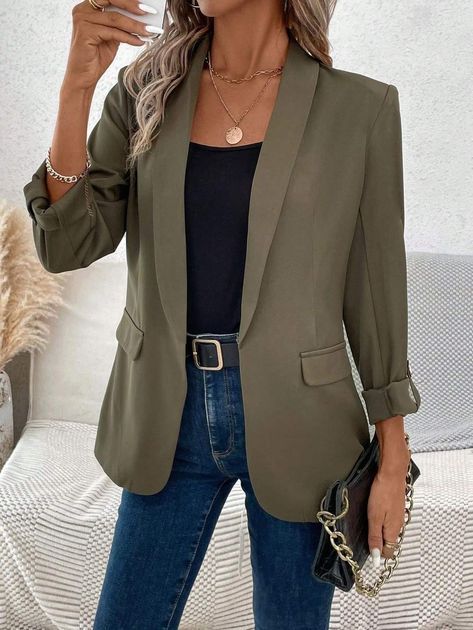 Womens Green Blazer, Green Blazer Outfit, Outfit Minimalista, Ropa Semi Formal, Outfit Mit Blazer, Blazer Verde, Winter Mode Outfits, Jeans Blazer, Looks Jeans