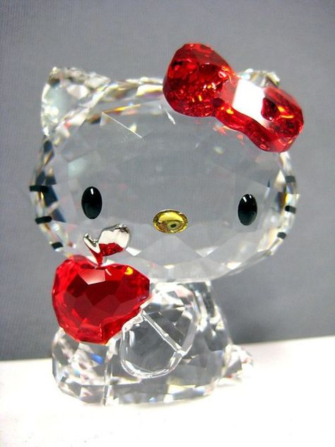 Swarovski Hello Kitty, Hello Kitty Room Decor, Swarovski Crystal Figurines, Hello Kitty House, Hello Kitty Jewelry, Hello Kitty Rooms, Hello Kitty Art, Kawaii Accessories, Crystal Figurines