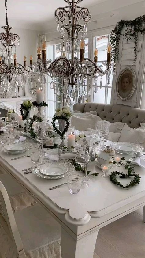 mendlbarr_chandeliers on Instagram: Currently having a "heat wave" in Texas and missing our NYC snowstorms! If you look close enough, you'll spot a chandelier, outside, in… Antique Interior Design, Feasting Table, Shabby Chic Dining Room, French Country Dining Room, Dining Room Cozy, Country Dining Rooms, French Country Dining, Dining Room Table Decor, Shabby Chic Homes