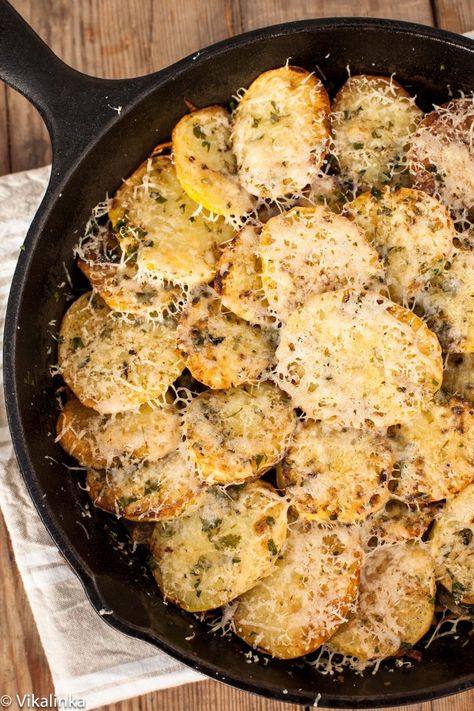 Baked Potatoes layered with mushrooms, caramelized onions and topped with Pecorino. #potatoes #holiday #thanksgiving #mushrooms Caramelized Onions And Mushrooms, Baked Potatoes, Potato Dishes, Side Recipes, Iron Skillet, Veggie Sides, Veggie Dishes, Caramelized Onions, Potato Recipes