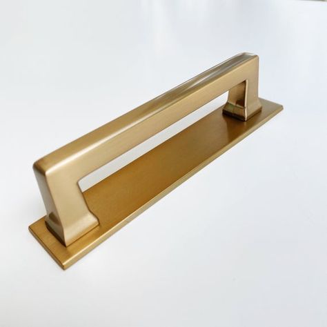 Hey, I found this really awesome Etsy listing at https://www.etsy.com/listing/789913280/satin-brass-square-4-alexander-art-deco Bronze Pulls, Kitchen Drawer Pulls, Brass Cabinet Hardware, Acrylic Drawers, Barn Door Handles, Drawer Pulls And Knobs, Brass Cabinet Knob, Brass Drawer Pulls, Brass Texture