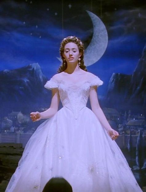 Emmy Rossum as Christine Daaé in The Phantom of the Opera - 2004 Miranda Richardson, Opera Dress, Minnie Driver, Christine Daae, Music Of The Night, The Phantom Of The Opera, The Rocky Horror Picture Show, Emmy Rossum, Don Juan