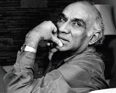 Celebrating Yash Chopra's Birthday with his top 10 movies Yash Chopra, Top 10 Movies, Vintage Bollywood, Movie Tickets, Concert Tickets, The King, Mumbai, Einstein, Che Guevara