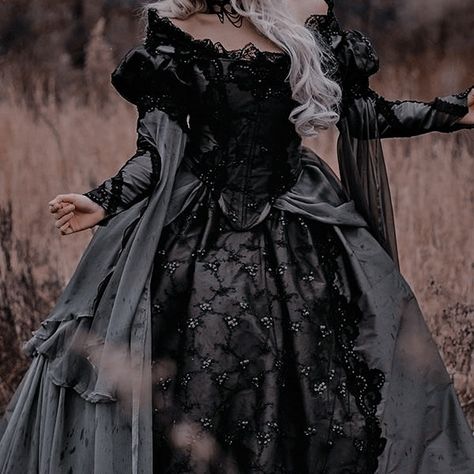 Dark Queen Aesthetic Dress Black, Dark Kingdom Outfit, Black Dresses Aesthetic Royal, Royale Dress Aesthetic, Gothic Royalty Aesthetic Dress, Queencore Aesthetic Outfit, Dark Royalty Dress, Ballgown Aesthetic Dark, Princess Outfits Royal Medieval