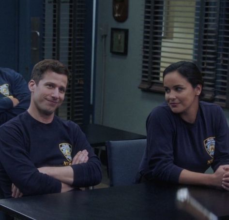 Jake And Amy, Amy Santiago, Best Tv Couples, Jake Peralta, Oh Captain My Captain, Andy Samberg, Tv Couples, Brooklyn Nine Nine, Looking For Love