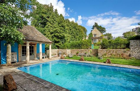 A heartbreakingly pretty house with party room, swimming pool and the best of the north Cotswolds on its doorstep - Country Life Cotswold House, Chipping Norton, Soho Farmhouse, Gorgeous Houses, Commercial Property For Sale, Rural Area, Big Houses, Pretty House, Pool House