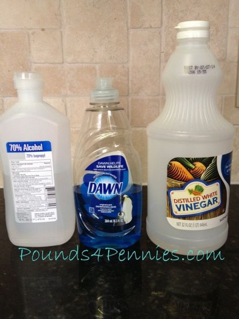 Homemade window cleaner Window Washing Solution, Homemade Window Cleaner, Window Cleaner Recipes, Diy Window Cleaner, Best Window Cleaner, Diy Glass Cleaner, Homemade Glass Cleaner, Window Cleaner Homemade, Window Cleaning Solutions