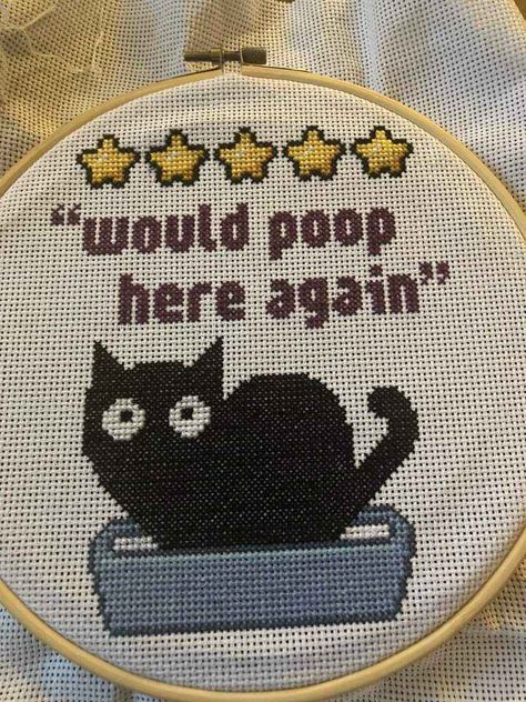 Goth Cross Stitch, Funny Cross Stitch Patterns, Subversive Cross Stitch, Cross Stitch Funny, Diy Creative Crafts, Yarn Projects, Embroidery And Stitching, Yarn Art, Cross Stitch Art