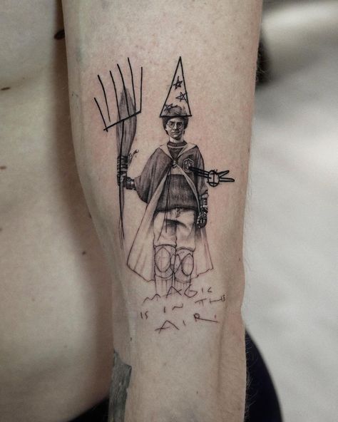 Fandom Tattoos, Italian Tattoos, Potter Tattoo, Monkey Tattoos, Geometric Tattoo Arm, Harry Potter Tattoos, Harry Potter Tattoo, Tattoo Apprentice, Fairy Tattoo