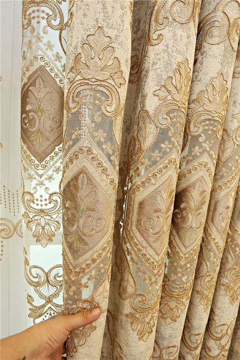 luxury curtains for living room Curtain Styles Living Room, Cool Interior Design, Luxury Window Curtains, Curtains Luxury, Window Curtain Designs, Amazing Interior Design, Cool Interior, Cheap Living, Beige Curtains