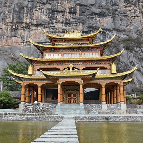 Buddhist Temple Asian Temple, Buddhist Temples, Budist Temple, Monk Temple, Buddhist Temple Aesthetic, Buddhist Temple Architecture, Buddhist Architecture, Buddhist Monastery, Thai Buddhist Temple