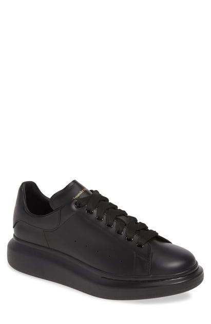 Alexander Mcqueen Oversized Sneaker, Sneakers Outfit Men, Alexander Mcqueen Sneakers, Alexander Mcqueen Shoes, Mens Designer Shoes, Alexander Mcqueen Men, Sneaker Men, Swag Shoes, Sneakers Outfit