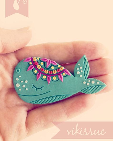 Polymer clay brooch #brooch #whale #sea #sealife #beach #originalart #original #creative #polymerclay #clay #claywork #clayartist #clayart… Polymer Clay Brooch, Polymer Clay Magnet, Clay Brooch, Clay Crafts For Kids, Clay Magnets, Tanah Liat, Polymer Clay Diy, Polymer Clay Jewelry Diy, Polymer Crafts