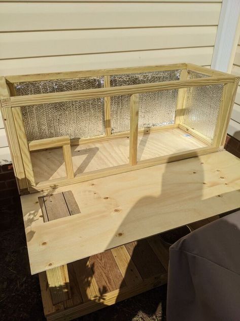 DIY Outdoor Cat Shelter | Hometalk Diy Outdoor Cat Shelter, Outdoor Cat Shelter Diy, Outdoor Cat House Diy, Insulated Cat House, Outside Cat House, Cat House Plans, Feral Cat Shelter, Outdoor Cat Shelter, Feral Cat House