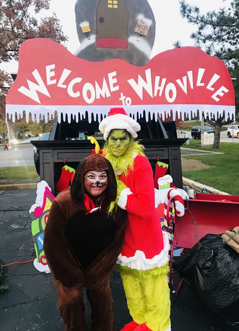 The Grinch Trunk Or Treat Ideas, The Grinch Trunk Or Treat, Whoville Trunk Or Treat, Grinch Trunk Or Treat, Grinch Trunk Or Treat Ideas, Grinch Truck, Nightmare Before Christmas Trunk, Christmas Trunk Or Treat Ideas, Trunk And Treat