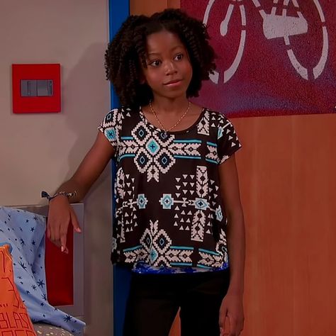 Charlotte Page Icons Charlotte Henry Danger, Henry Danger Charlotte, Riele Downs Outfits, Harry Danger, Riele Downs, Jade Pettyjohn, Henry Danger Jace Norman, Jace Norman, Character Icons