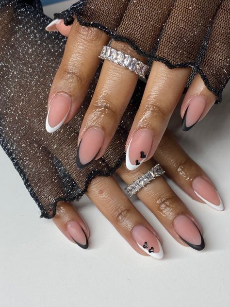 Brown Acrylic Nails, Vday Nails, Gel Toe Nails, French Tip Nail Designs, Diy Acrylic Nails, Colored Acrylic Nails, Girly Acrylic Nails, Work Nails, French Tip Acrylic Nails