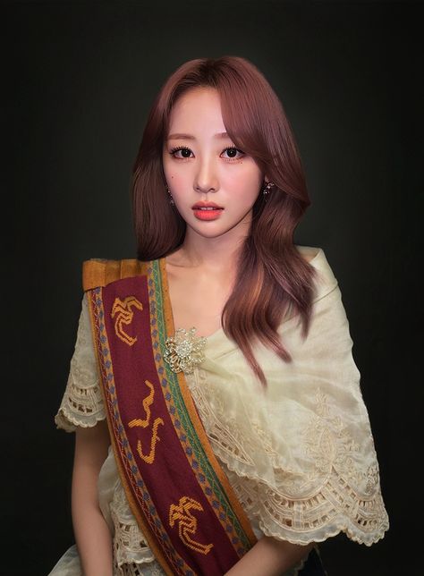 Loona Yves Sablay Edit Sablay Design, Up Graduation Sablay, Collage Scrapbook Layouts, Pic Edits, Graduation Pic, Pic Edit, Grad Pic, Collage Scrapbook, Graphic Design Photography