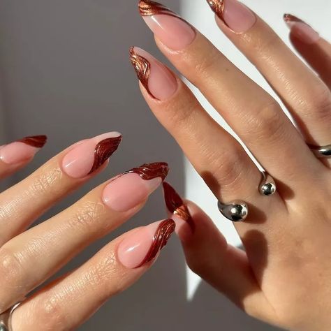 22 Virgo Season Nail Ideas for a Smart and Earthy Manicure Brown And Cream Nails, Virgo Nails, Almond Gel Nails, Copper Nails, Thanksgiving Nail Designs, Manikur Kuku, Nails 3d, Pumpkin Nails, Nagel Tips